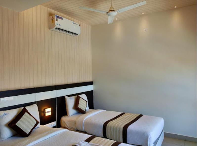 Yuvraj Palace Inn Maisúr Exteriér fotografie
